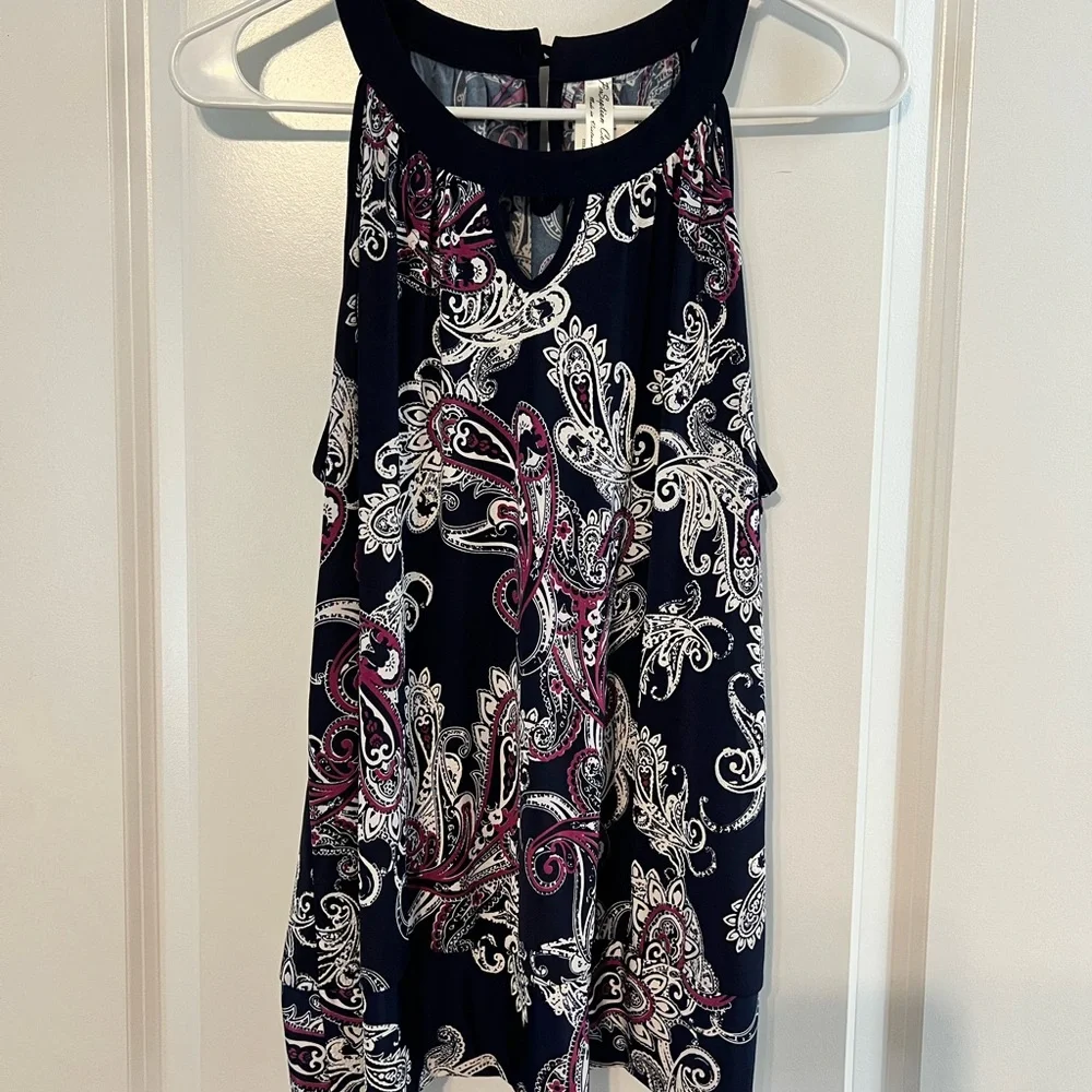 NWOT Navy and Purple Cut Out Sleeveless Tank Top Size L - Picture 1 of 6